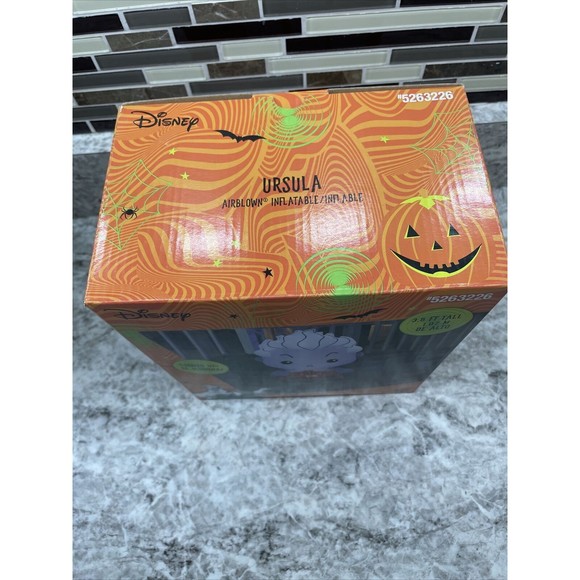 Disney Villains Ursula Blow Up Inflatable Light Up 3.5 Ft Tall 5263226 Halloween - Picture 5 of 6